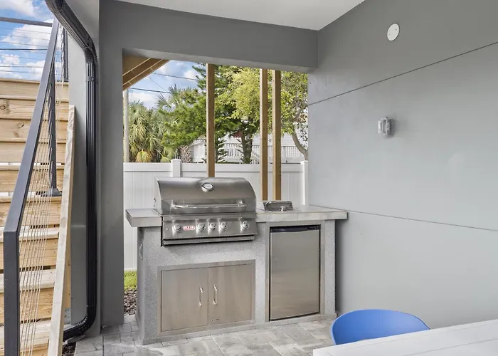 Walk2beach, Heated Salt Pool, Pool Table, Gameroom Ferienhaus Clearwater Beach