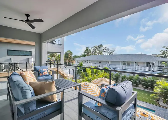 Ferienhaus Walk2beach, Heated Salt Pool, Pool Table, Gameroom