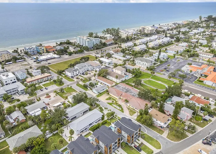 Walk2beach, Heated Salt Pool, Pool Table, Gameroom Ferienhaus Clearwater Beach