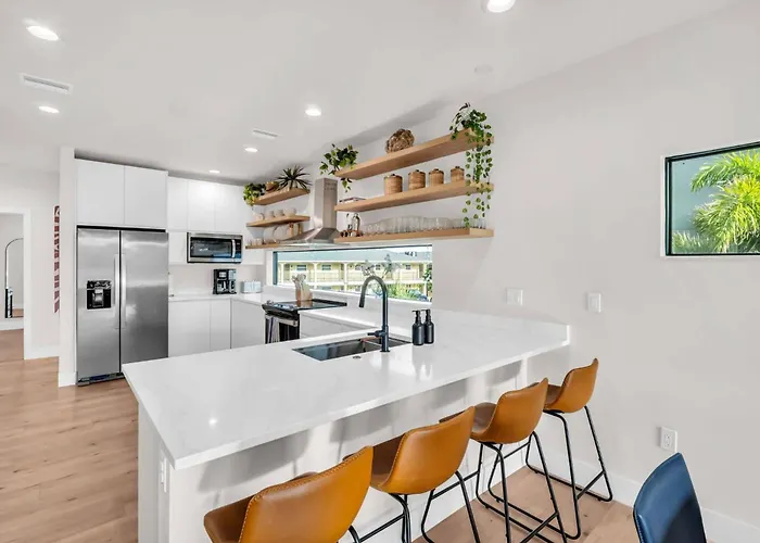 Vakantiehuis Walk2beach, Heated Salt Pool, Pool Table, Gameroom *