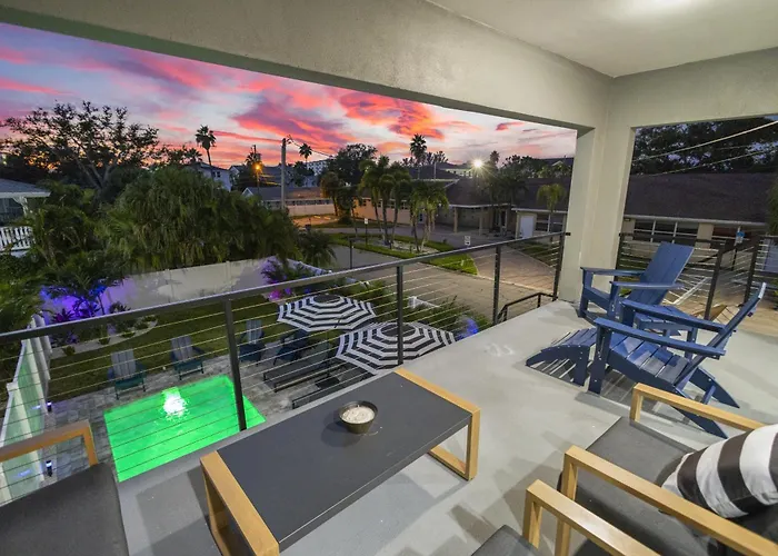 Walk2beach, Heated Salt Pool, Pool Table, Gameroom Ferienhaus *