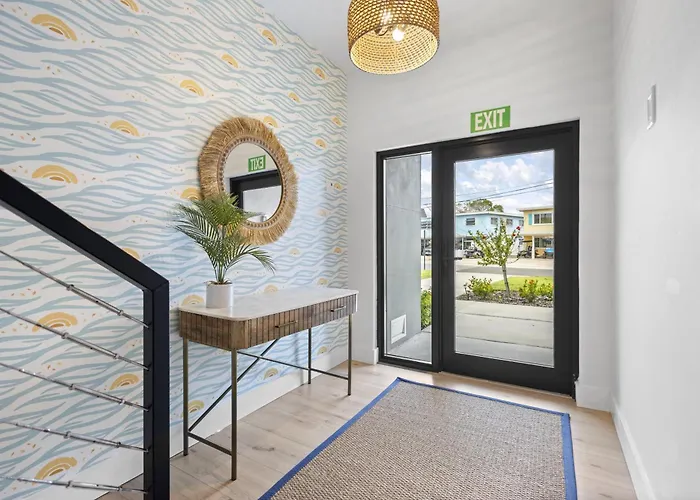 Walk2beach, Heated Salt Pool, Pool Table, Gameroom *