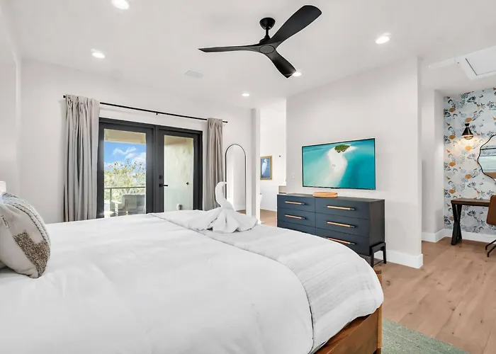 Walk2beach, Heated Salt Pool, Pool Table, Gameroom * Clearwater Beach