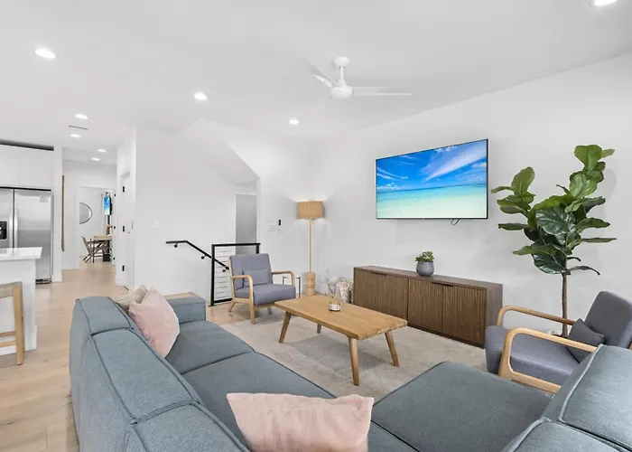 Walk2beach, Heated Salt Pool, Pool Table, Gameroom