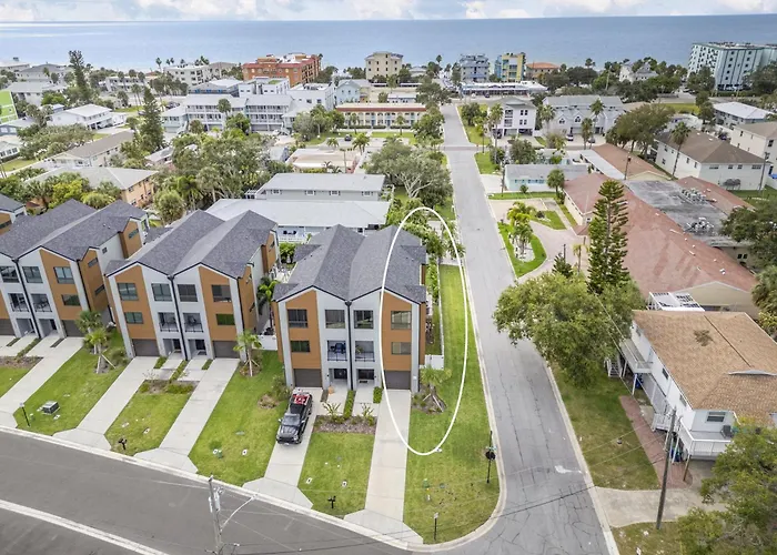 Vakantiehuis Walk2beach, Heated Salt Pool, Pool Table, Gameroom Clearwater Beach