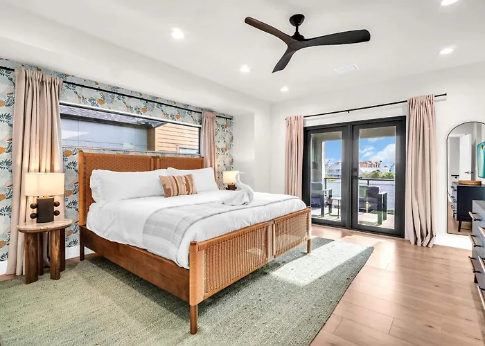 Ferienhaus Walk2beach, Heated Salt Pool, Pool Table, Gameroom Clearwater Beach