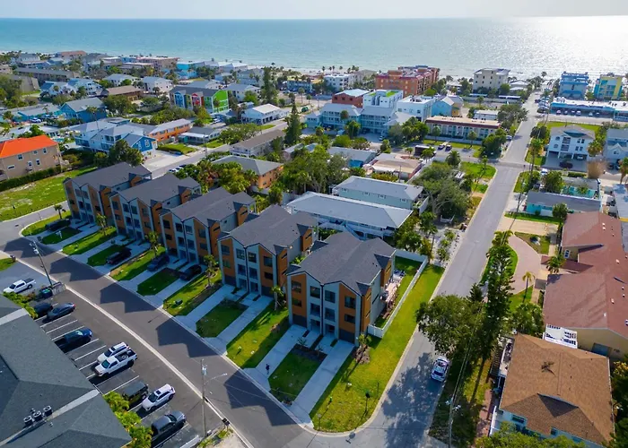 Walk2beach, Heated Salt Pool, Pool Table, Gameroom * Clearwater Beach